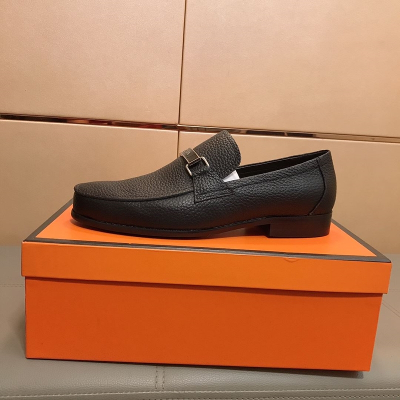 Pra*a leather shoes